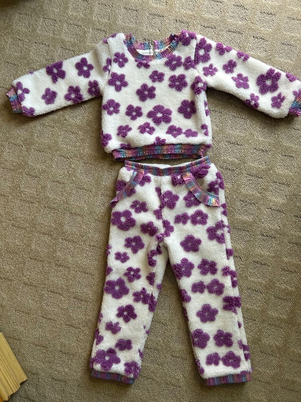 Baby Sara Two Piece Sweater Set Size 5
